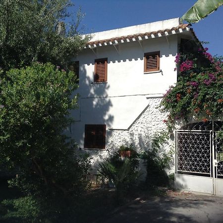 Deliziosa Villa 150 metri dal mare Quartu SantʼElena Esterno foto