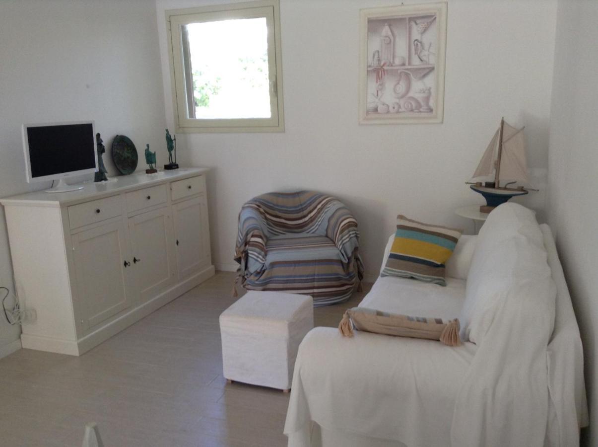 Deliziosa Villa 150 metri dal mare Quartu SantʼElena Esterno foto